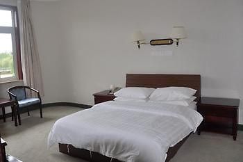 Chenjia Shanghai Juyuan Holiday Village מראה חיצוני תמונה